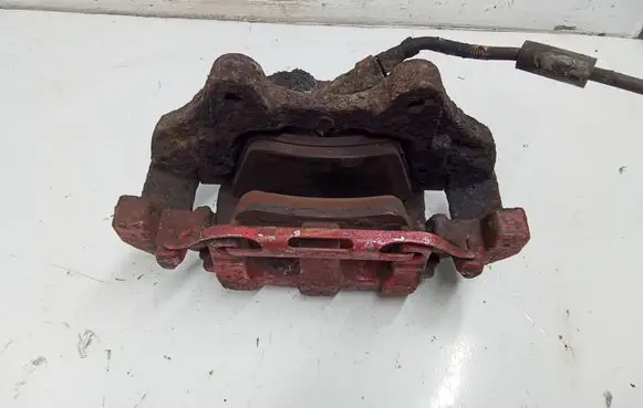 Mercedes-Benz GL X164 Front brake caliper