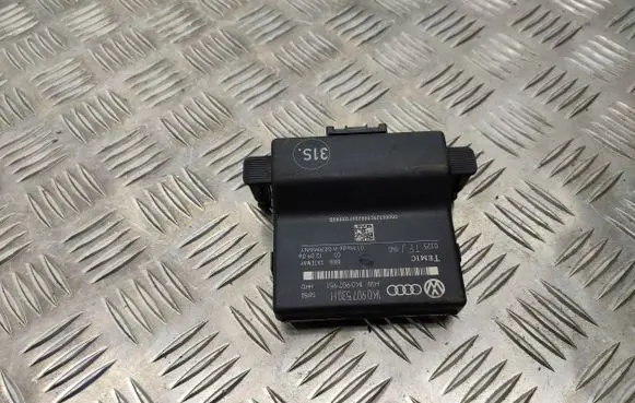 Volkswagen PASSAT B6 Gateway control module 1K0907530H 1K0907951