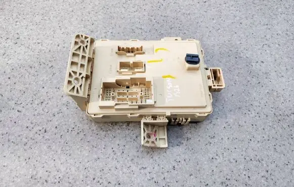 Hyundai Tucson TL Fuse box set 91950-D364051 91950-D3640