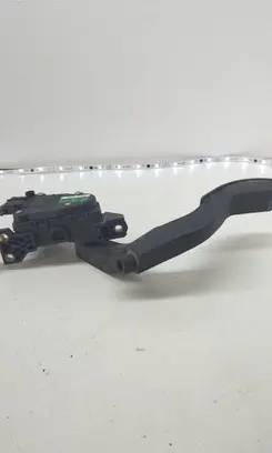 Audi A4 S4 B5 8D Accelerator throttle pedal 8D1721523A 6PV0C802607