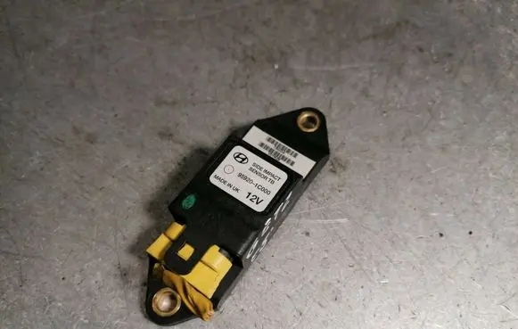 Hyundai Getz Airbag deployment crash/impact sensor 959201C000