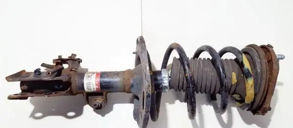Toyota Avensis T270 Front shock absorber/damper 10370602
