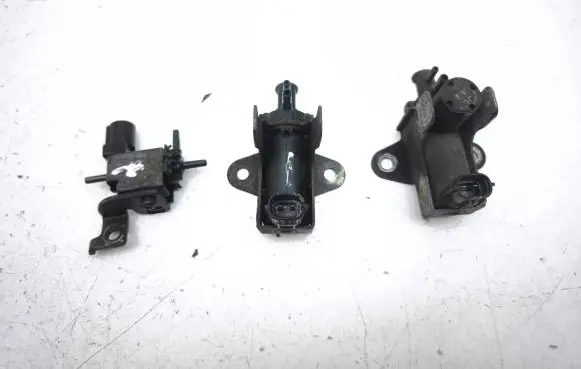 Honda CR-V Vacuum valve 1397000870