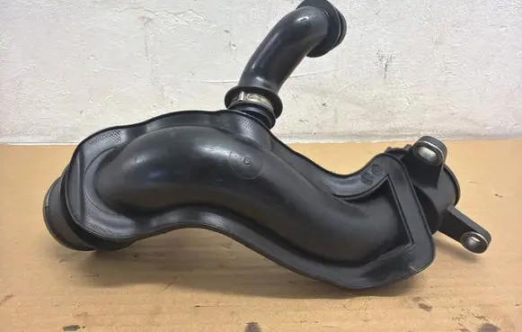 Ford Mondeo MK V Air intake hose/pipe DS739F805FD