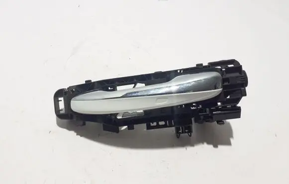Mercedes-Benz GLA H247 Rear door exterior handle