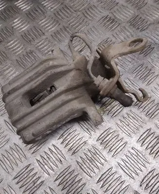 Skoda Octavia Mk2 (1Z) Front brake caliper
