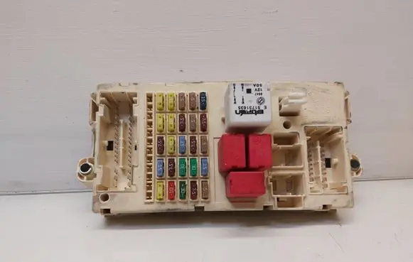 Fiat Bravo Fuse module 51786513
