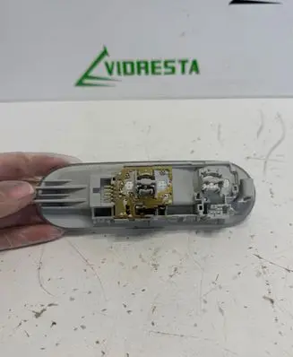 Nissan Note (E11) Rear seat light 81423H