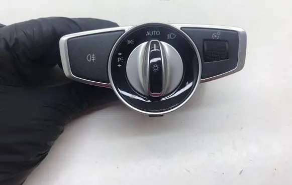 Mercedes-Benz C W205 Light switch A2229055508 10137012