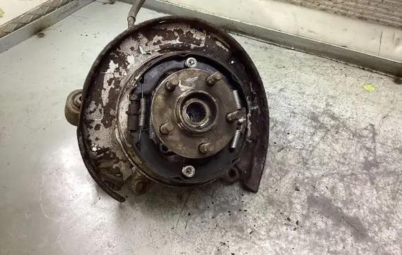 Subaru Forester SH Rear wheel hub