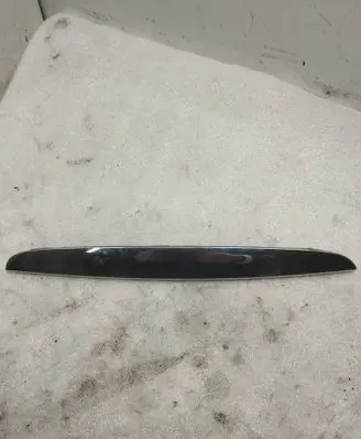 BMW 3 E90 E91 Engine hood trim 22405910 7117242