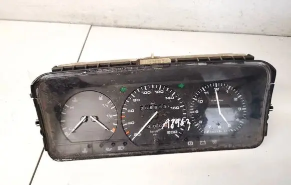 Volkswagen Transporter - Caravelle T4 Speedometer (instrument cluster) 701919033dk 701919059ac