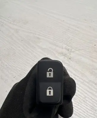 Volvo V50 Central locking switch button 30669957 30669958