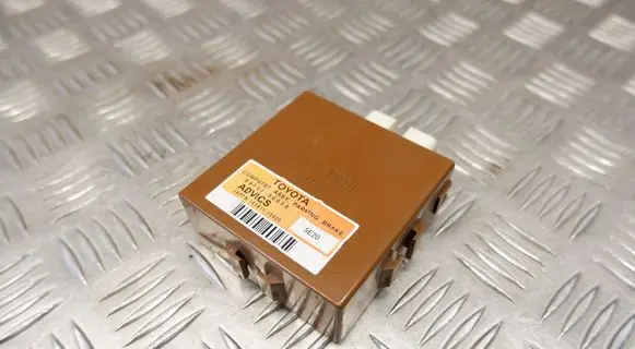 Lexus GS 250 350 300H 450H Hand brake control module 8905030020