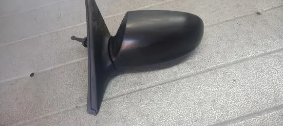 Hyundai Accent Front door electric wing mirror