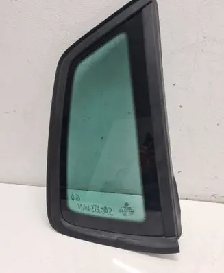 Volkswagen Golf Sportsvan Rear side window 510845042AQ 510845042AR AS3
