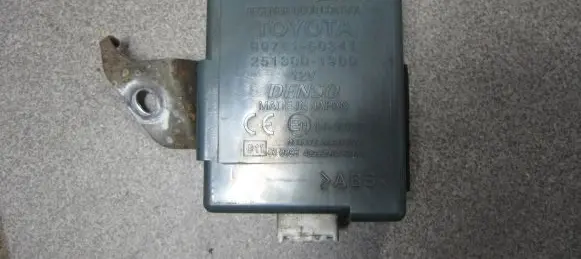 Toyota Land Cruiser (J120) Door central lock control unit/module 8974160341