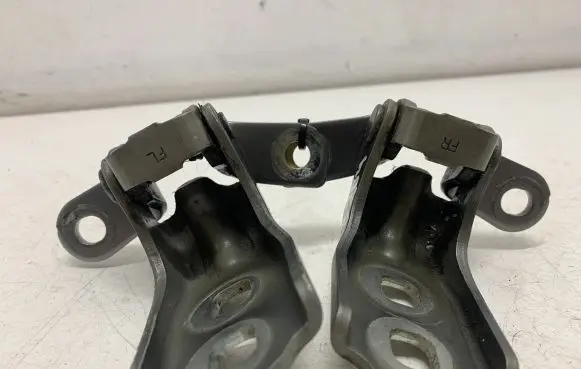 Opel Astra K Front door hinge set A046057 P17049