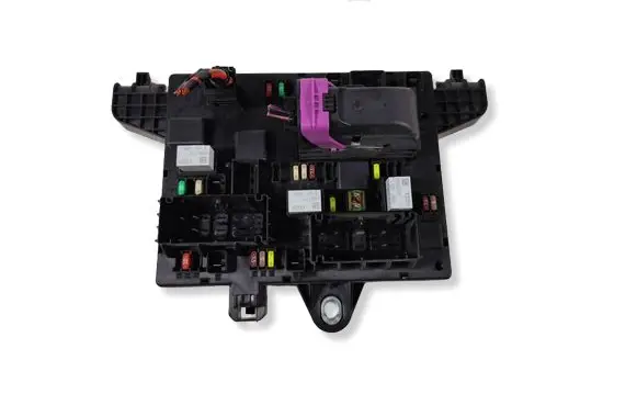 Opel Zafira C SAM control unit 13368653 1103600000