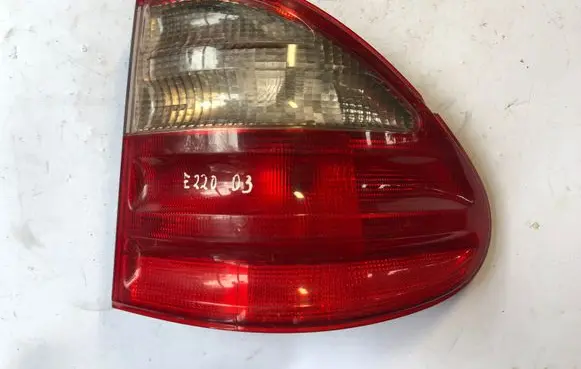 Mercedes-Benz E W210 Rear/tail lights A2108206864 324128R