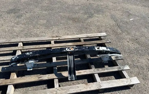 Opel Vivaro Front bumper cross member 