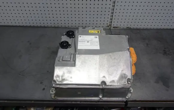 BMW iX Voltage converter inverter 22579110 CCU110G-02 5A5CA28