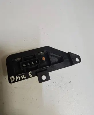 BMW 5 E34 Heater blower motor/fan resistor 9339010 B4305G6