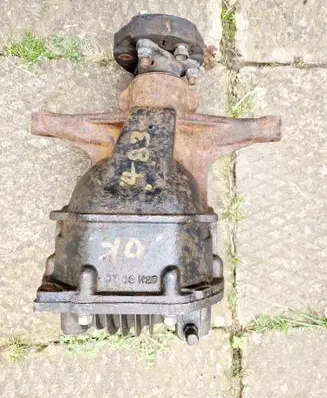 Hyundai Genesis Rear differential 530003C040