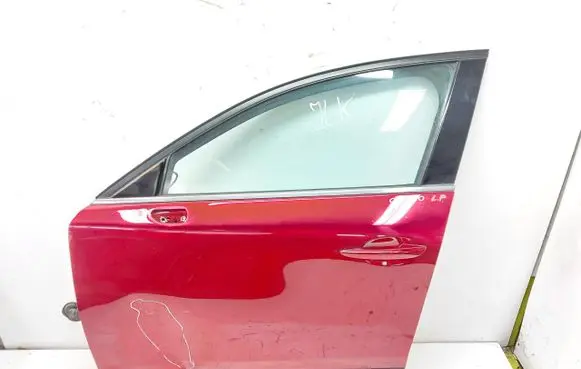 Mazda CX-30 Front door 