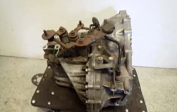 KIA Carens II Manual 5 speed gearbox