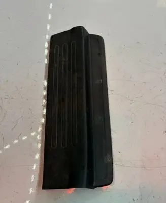 Mitsubishi L200 Rear sill trim cover 7656A256ZZ