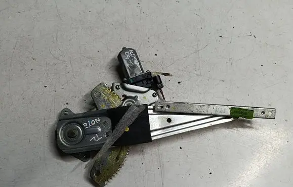 Nissan Note (E12) Front door electric window regulator 827301HB1A 8P42122A 3036928A