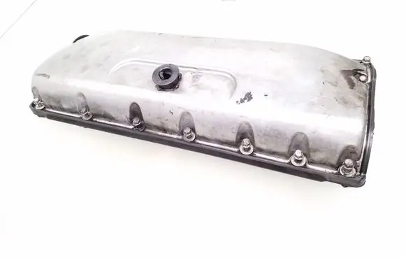 Volkswagen Phaeton Rocker cam cover 07Z103469