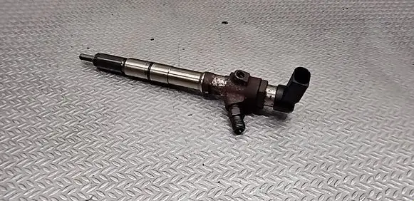 Skoda Octavia Mk2 (1Z) Fuel injector 03L130277B