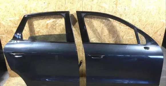 Porsche Macan (95B) Rear door 95b833312a 95B833022GRV