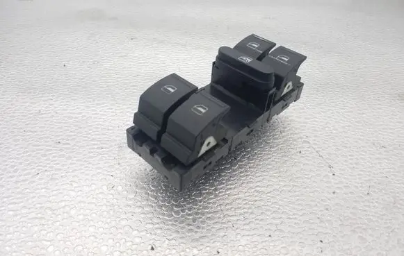 Volkswagen Golf V Electric window control switch 1K4959857B