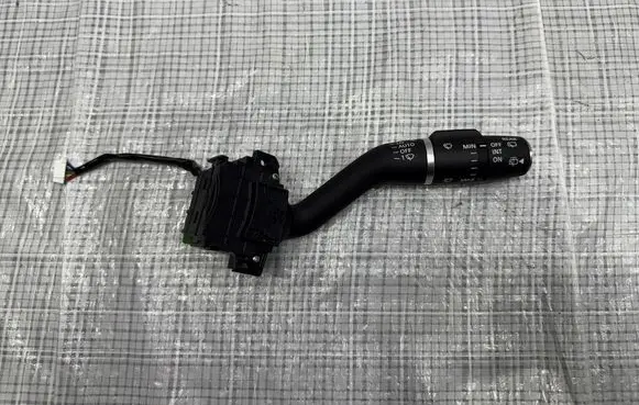 Jaguar F-Pace Headlight wiper switch 