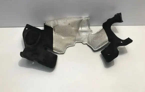 Volvo V60 Other engine bay part 32214470 GRODZIOWA