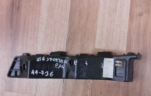KIA Sportage Front bumper mounting bracket 86516F1000