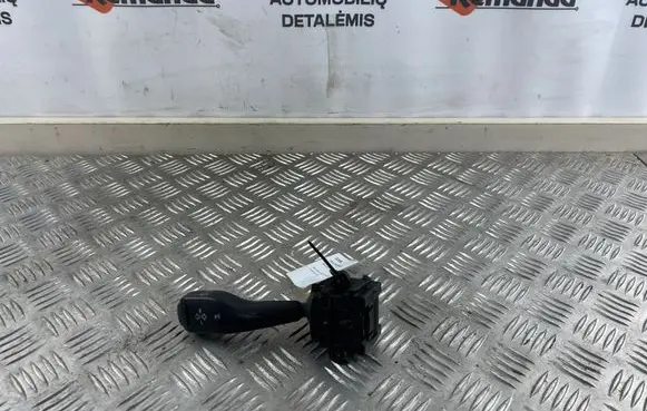 BMW 3 E46 Indicator stalk 8363668