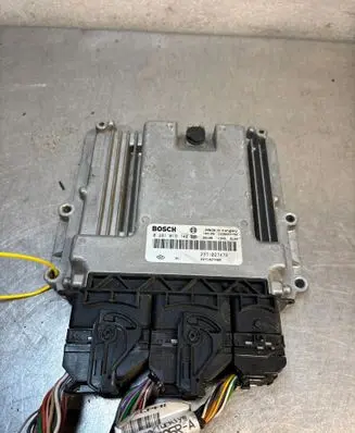 Renault Clio IV Engine control unit/module ECU 