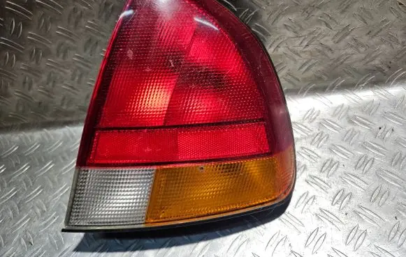 Mitsubishi Carisma Rear/tail lights 292102 MB944544