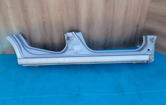 Suzuki Alto Sill