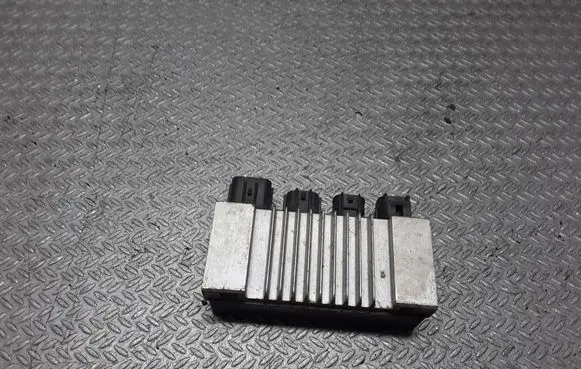Toyota Verso Glow plug pre-heat relay 2855130010 1327000010