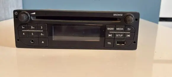 Renault Master III Radio/CD/DVD/GPS head unit 281154485R