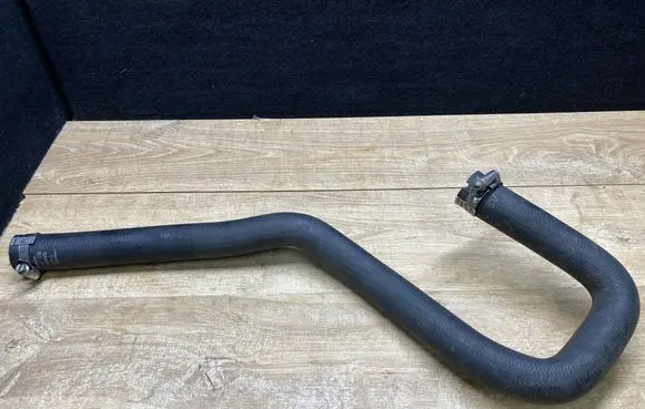 Land Rover Range Rover Sport L494 Engine coolant pipe/hose CPLA9F287CB D05WB