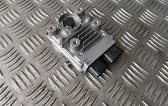 Lexus RX 450H Fuel injection pump control unit/module 8957158010 4998001011