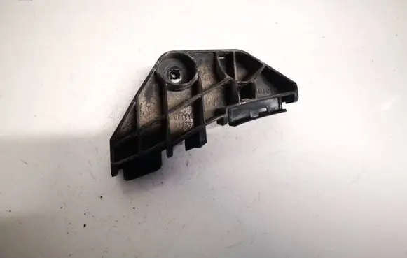 Toyota Corolla E140 E150 Rear bumper mounting bracket 5256212130 52562-12130