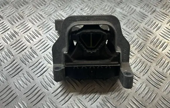 Volkswagen Polo V 6R Engine mount bracket 6C0199262A