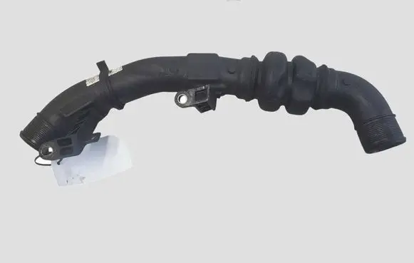 Ford Mondeo MK V Intercooler hose/pipe DS736C646FE